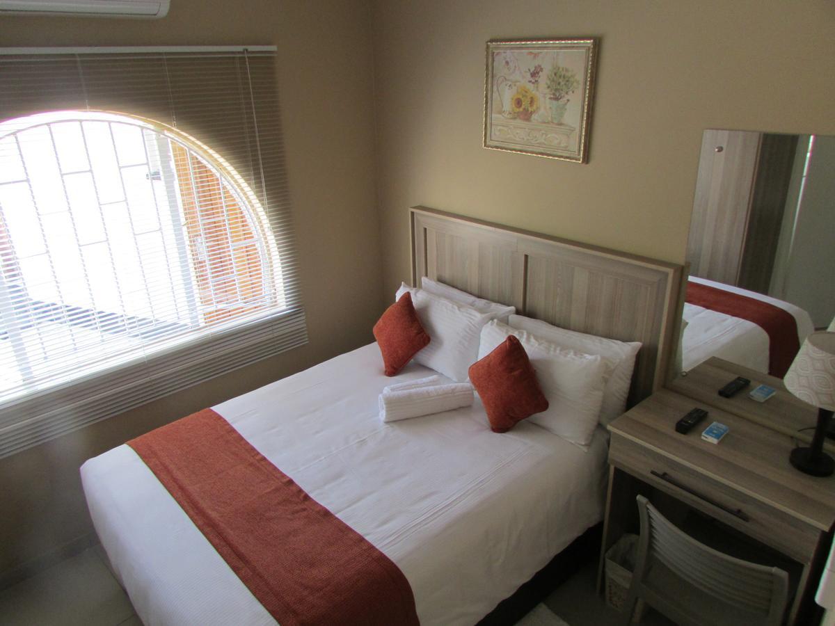 Bridgeville Guest House Gaborone Exterior foto