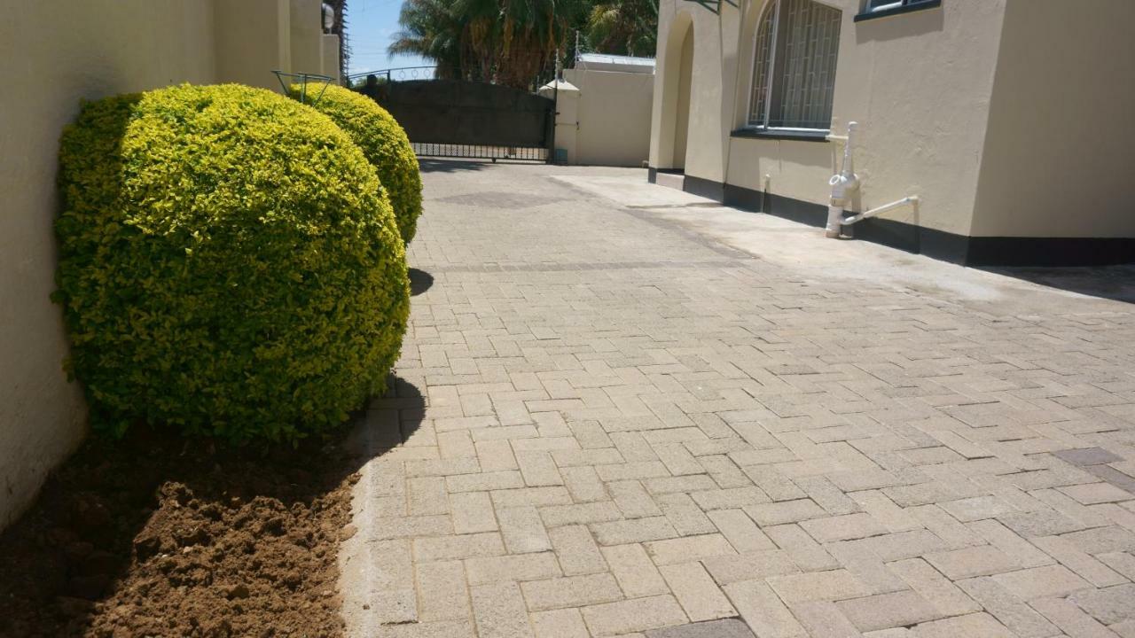 Bridgeville Guest House Gaborone Exterior foto