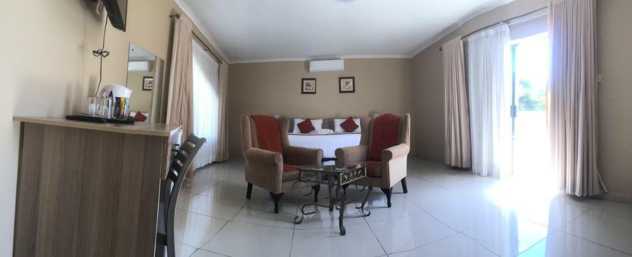 Bridgeville Guest House Gaborone Exterior foto